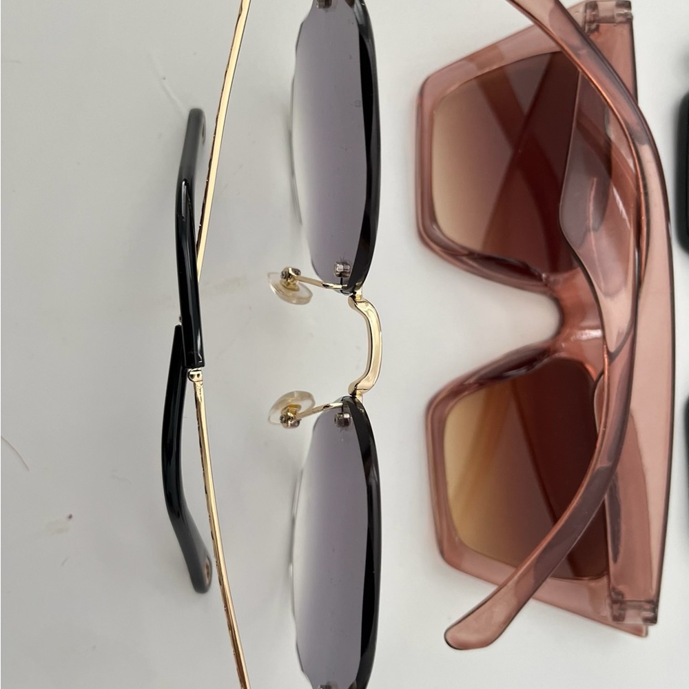 3 Pairs of Sunglasses stylish - Picture 5 of 5